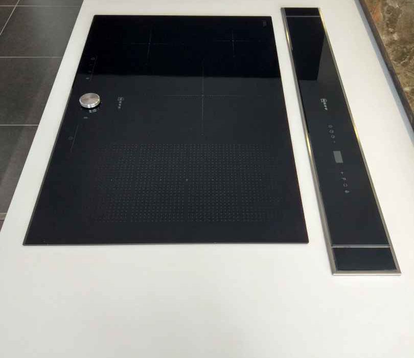 Induction hob on ceramic worktop