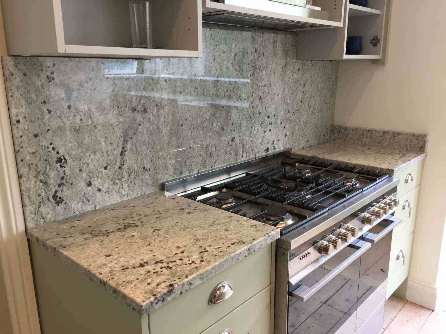 Polish Granite Gallery HD Quartz & Granite Kitchen Images