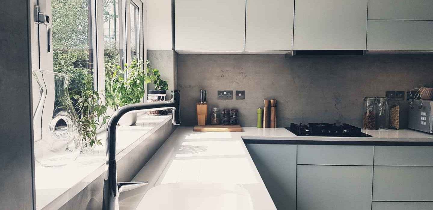 Undermounted Sinks Super White quartz