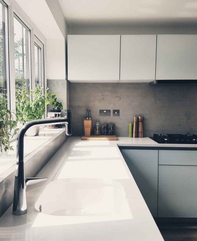 Undermounted Sinks Super White quartz