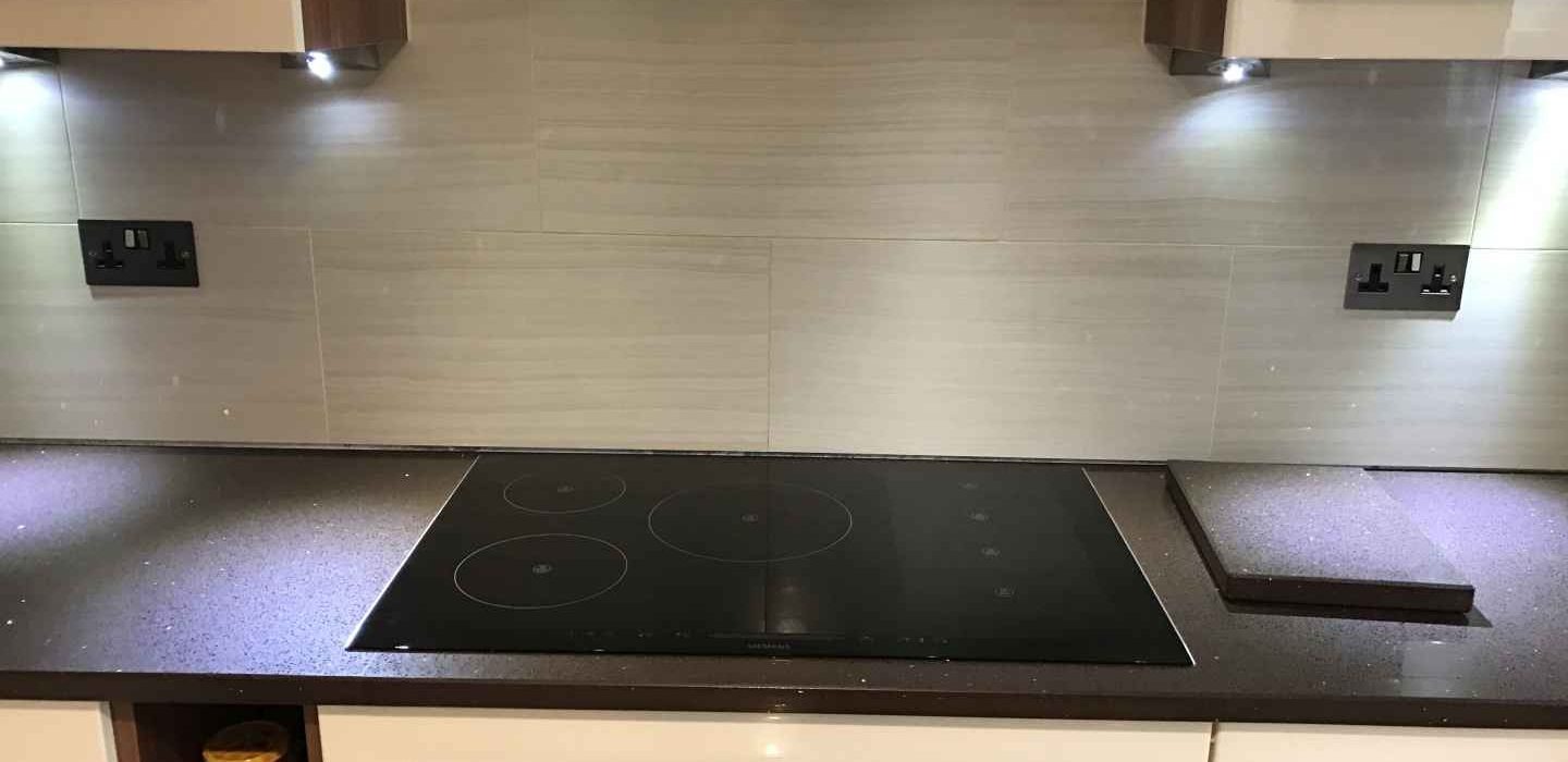 Induction Hobs on brown quartz