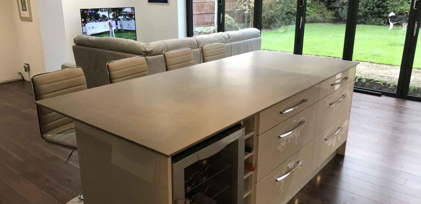 Neolith worktop kitchen island