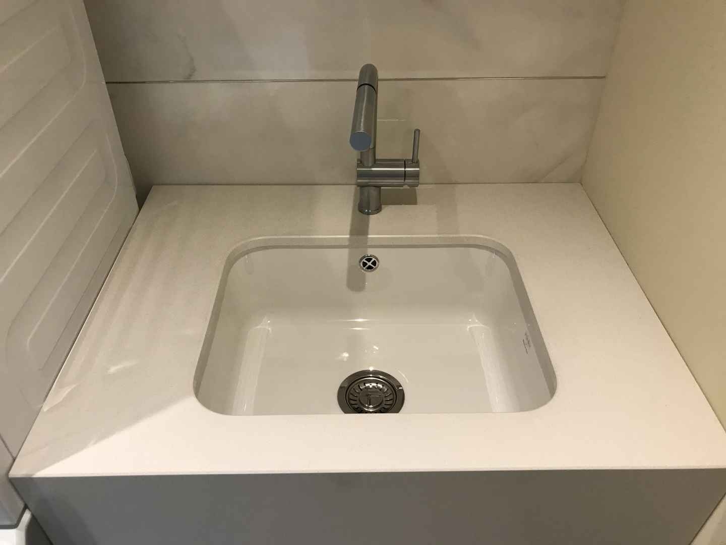 Polish Granite Gallery HD Quartz & Granite Kitchen Images