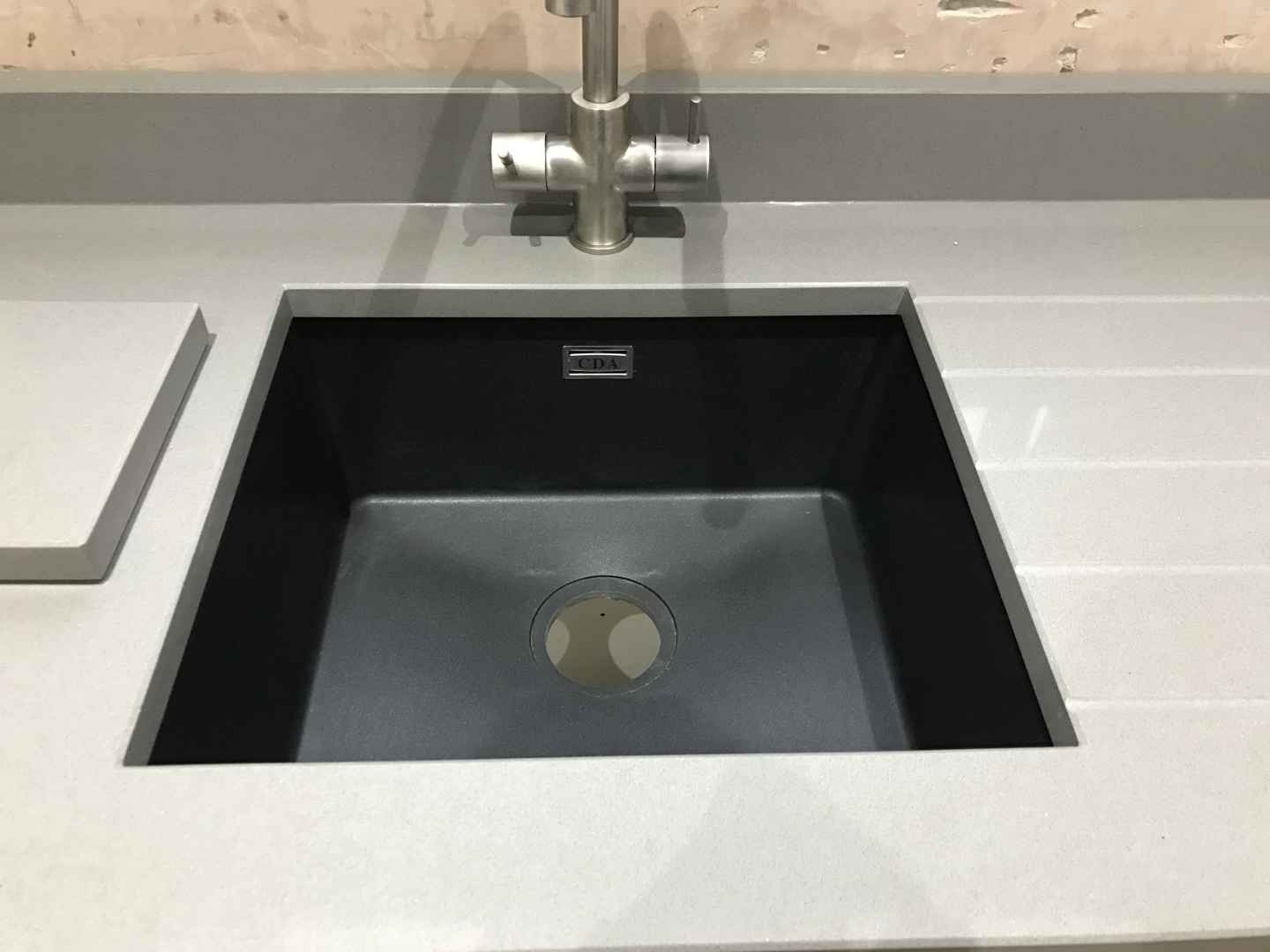 Polish Granite Gallery HD Quartz & Granite Kitchen Images