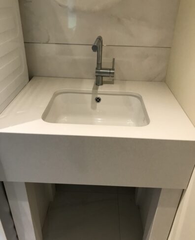 Bathroom worktops