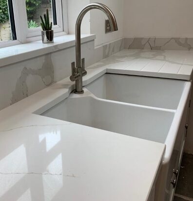 Undermount sink