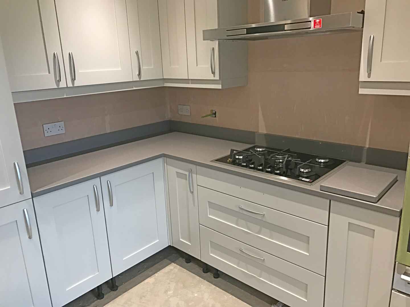 Polish Granite Gallery HD Quartz & Granite Kitchen Images