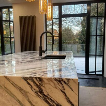 stunning kitchen worktop with marble look effect