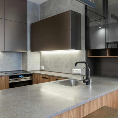 Grey kitchen worktops in a modern kitchen