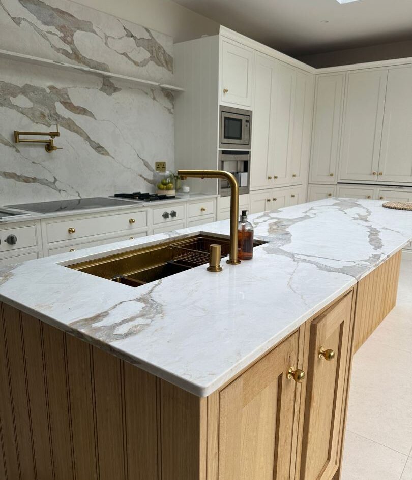 marble-look quartz kitchen worktops